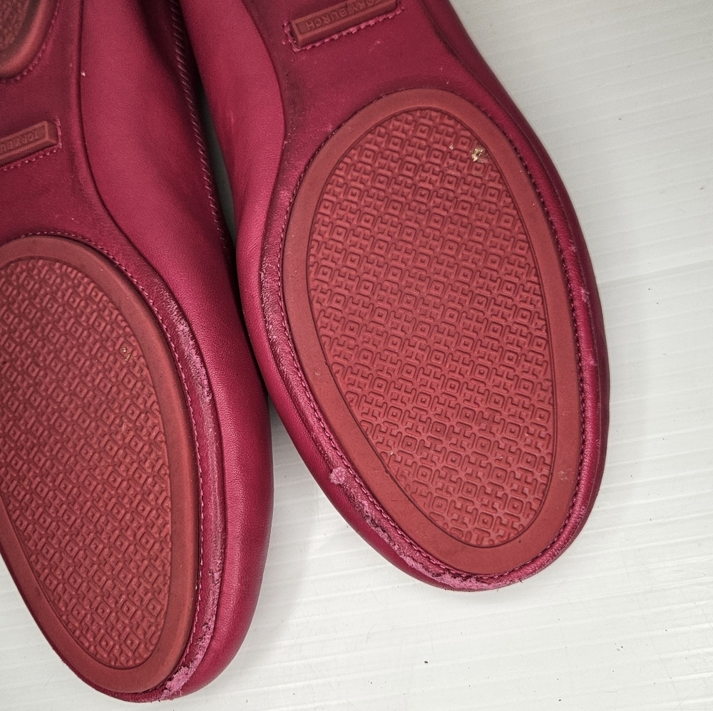 Tory Burch Minnie Flats Size 10.5 Dark Azalea Hot Pink Leather Logo Designer - Picture 7 of 9